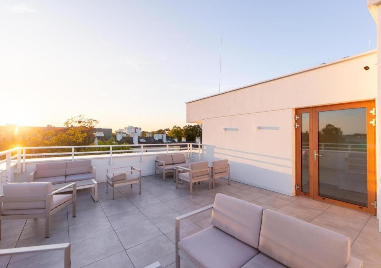 Apartament Whiteblue Kolobrzeg Z Duzym Ogrodkiem - 100 M Od Plazy! Whiteblue Kolberg Apartment Mit Grossem Garten - 100 M Vom Strand Entfernt! Whiteblue Kolobrzeg Apartman S Velkou Zahradou - 100 M Od Plaze! 외부 사진