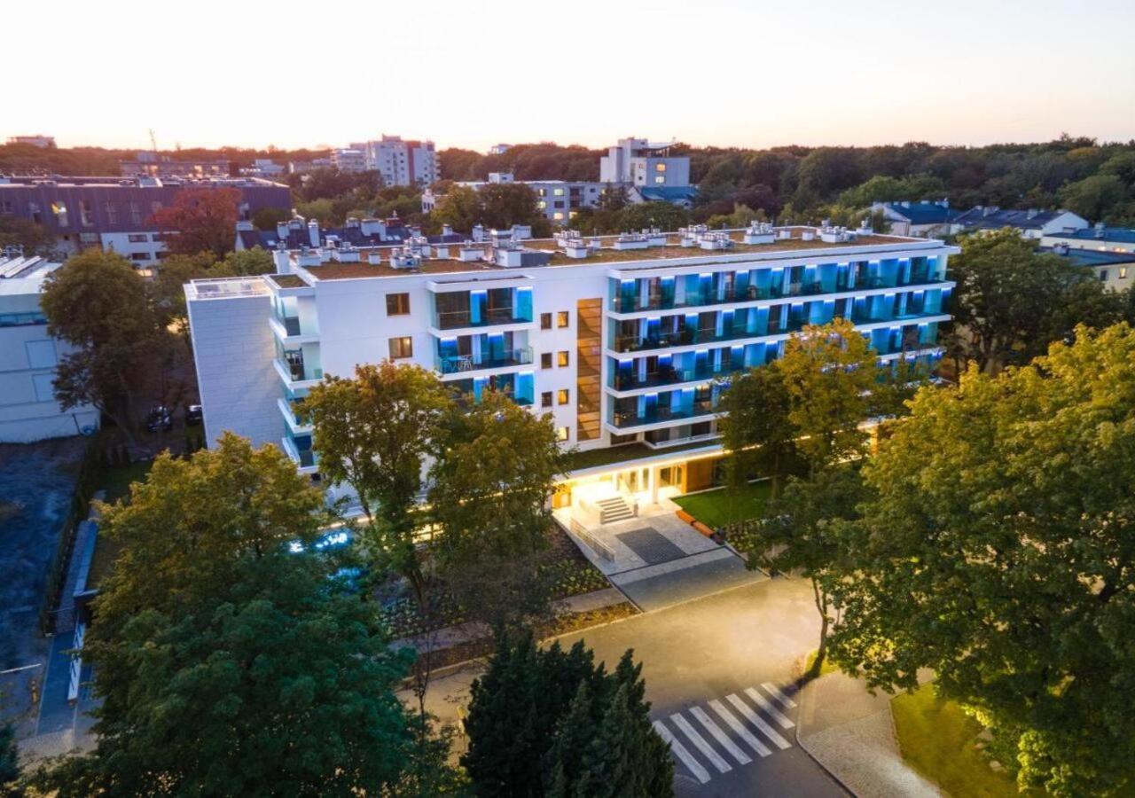 Apartament Whiteblue Kolobrzeg Z Duzym Ogrodkiem - 100 M Od Plazy! Whiteblue Kolberg Apartment Mit Grossem Garten - 100 M Vom Strand Entfernt! Whiteblue Kolobrzeg Apartman S Velkou Zahradou - 100 M Od Plaze! 외부 사진